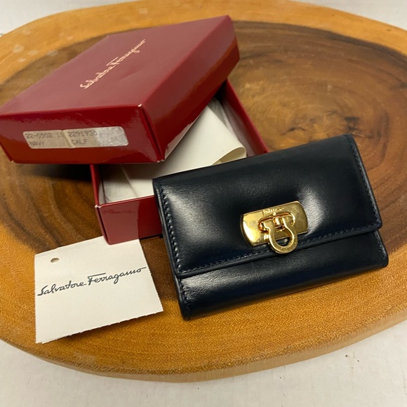 Salvatore Ferragamo Vintage Key Holder Key Fob In Box